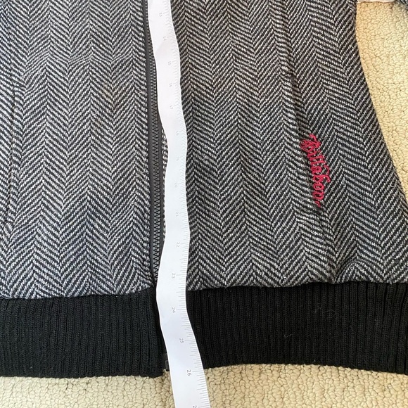 Billabong “Designers Closet” Bomber Jkt - Picture 11 of 13